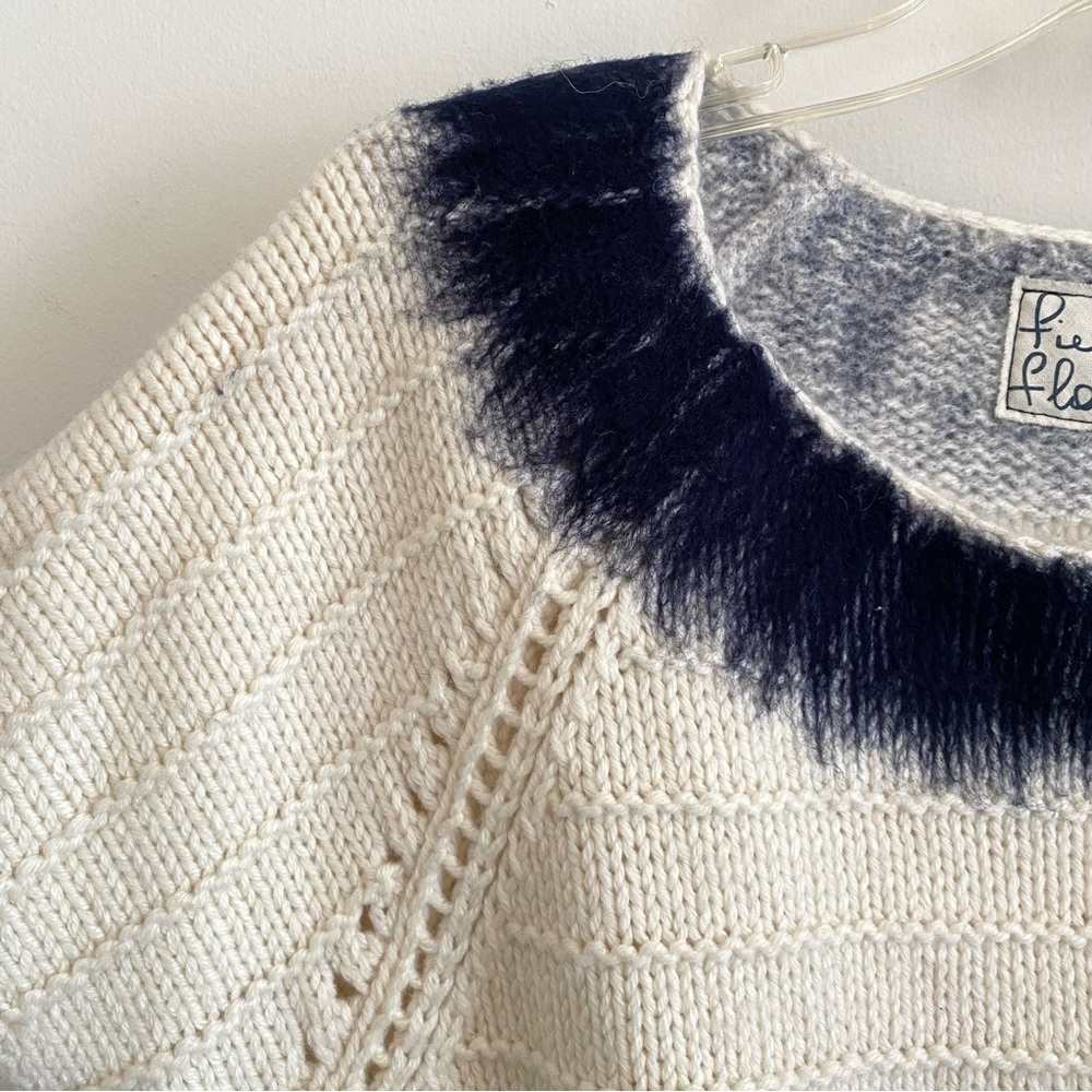NWT. Field Flower - Ivory and Black Knit Sweater size L. - Picture 2 of 6